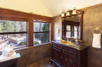 Knickerbocker Mansion Country Inn 大熊湖 外观 照片